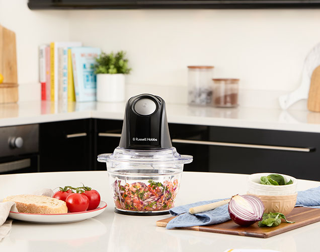 Hachoir électrique Mini Russell Hobbs Desire - 500 Ml, Bol En Verre, 200 W - Pour Légumes, Oignons, Hachage Rapide