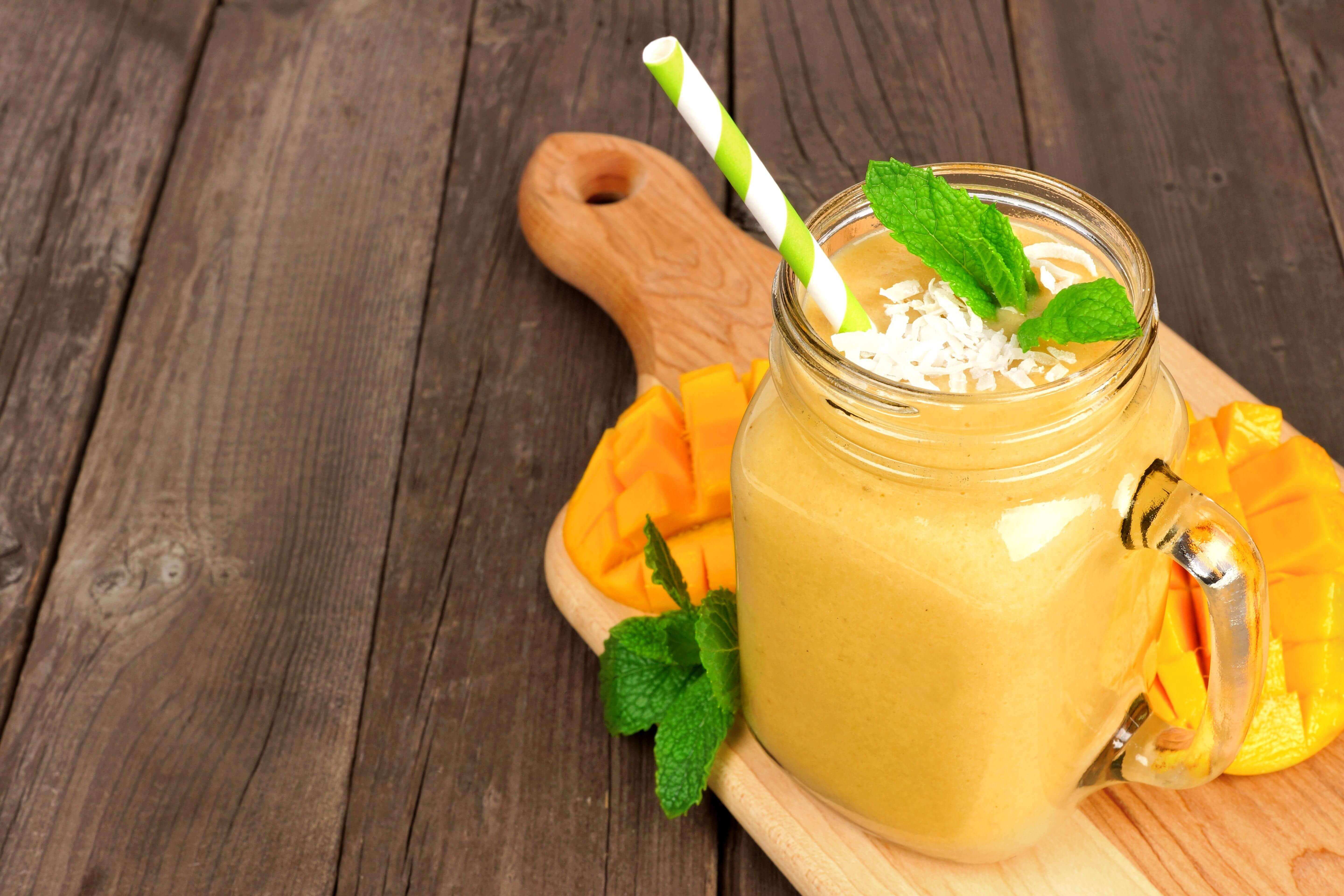 Apple And <b>Mango</b> Smoothie.